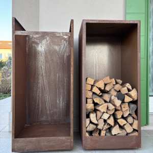 Portalegna da esterno in acciaio CORTEN – misure cm. 45×45 h 100