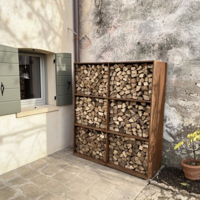 portalegna-a-cubi-corten-legna-ordinata-giardineggiando